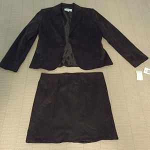 Ladies Calvin Klein Skirt Suit